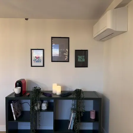 Stunning Near Metro - Ym 2 * Istanboel